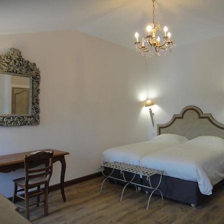 Les Terres De Saint Hilaire Acomodação com café da manhã Ollières Quarto foto