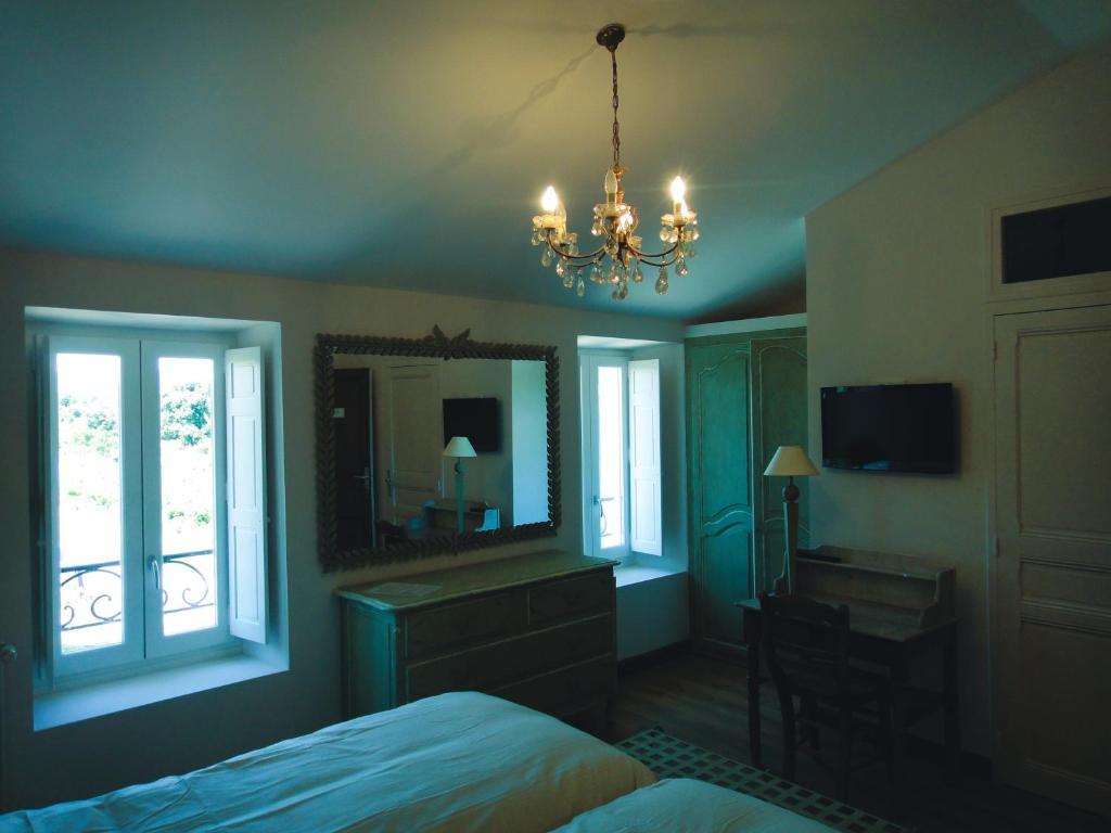 Les Terres De Saint Hilaire Acomodação com café da manhã Ollières Quarto foto